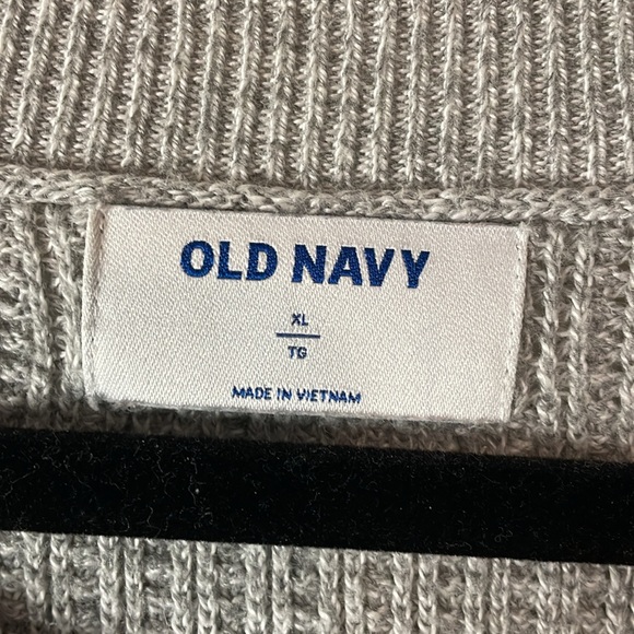 EUC Old Navy Grey sweater - Picture 2 of 3
